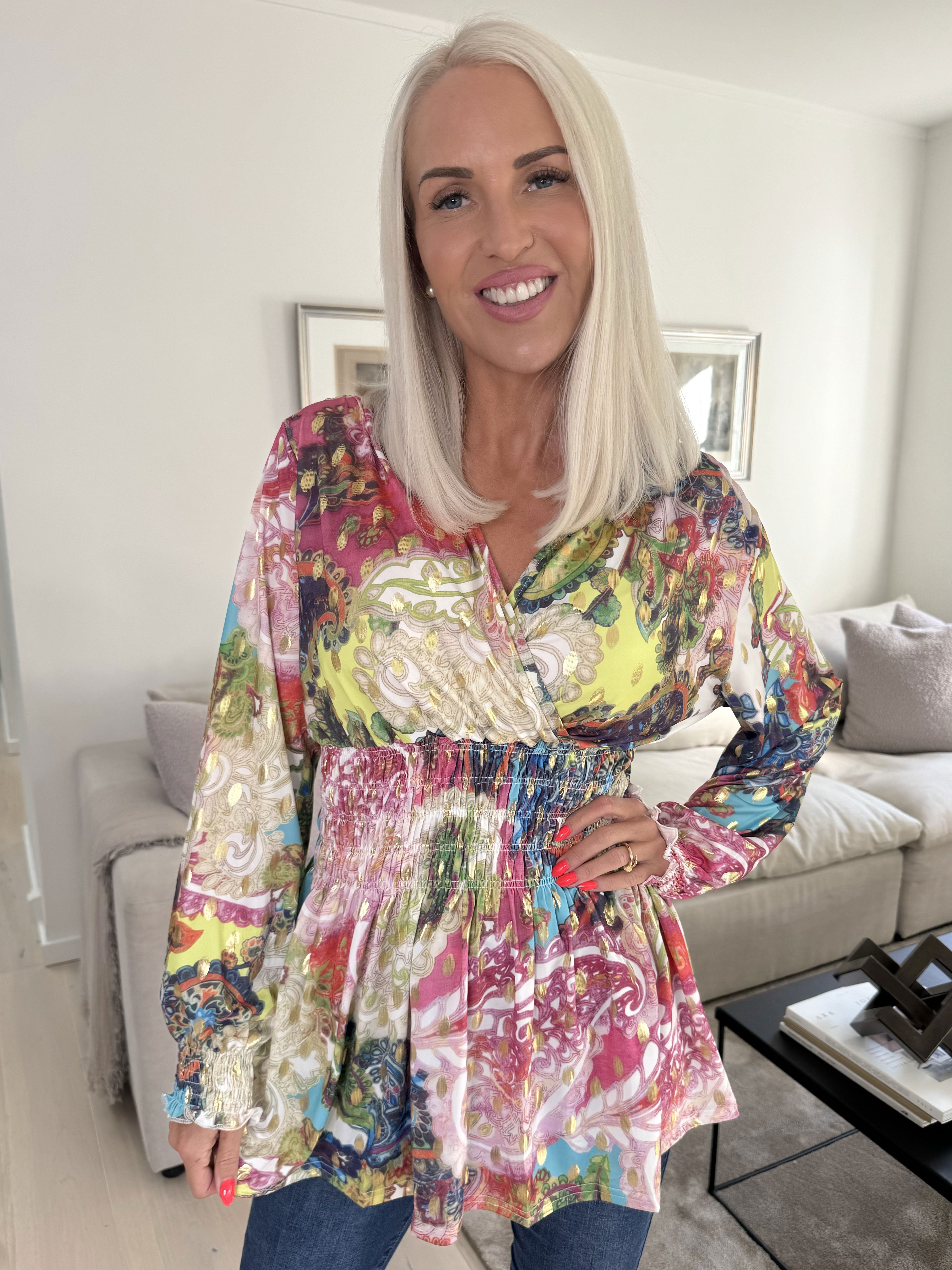 Pams Elements Shirt L/S - Elastisk blus i skrynkelfritt tyg med långa ärmar